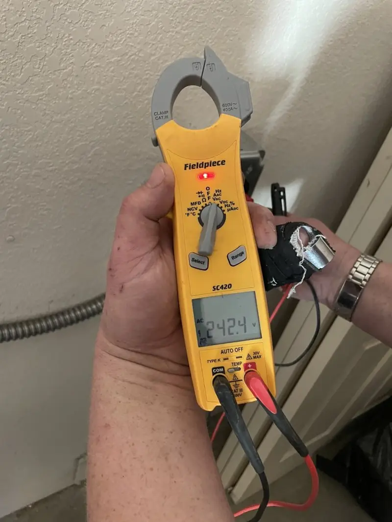 Voltage testing with clamp meter during Aluminum Wiring Replacement in Mamaroneck